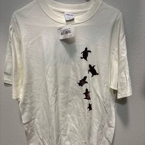White T-Shirt with Turtle Design crazy shirts medium